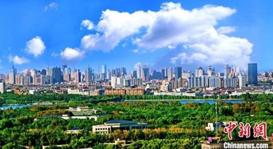 吉林梦想翱翔，翅膀振翅吉林天际