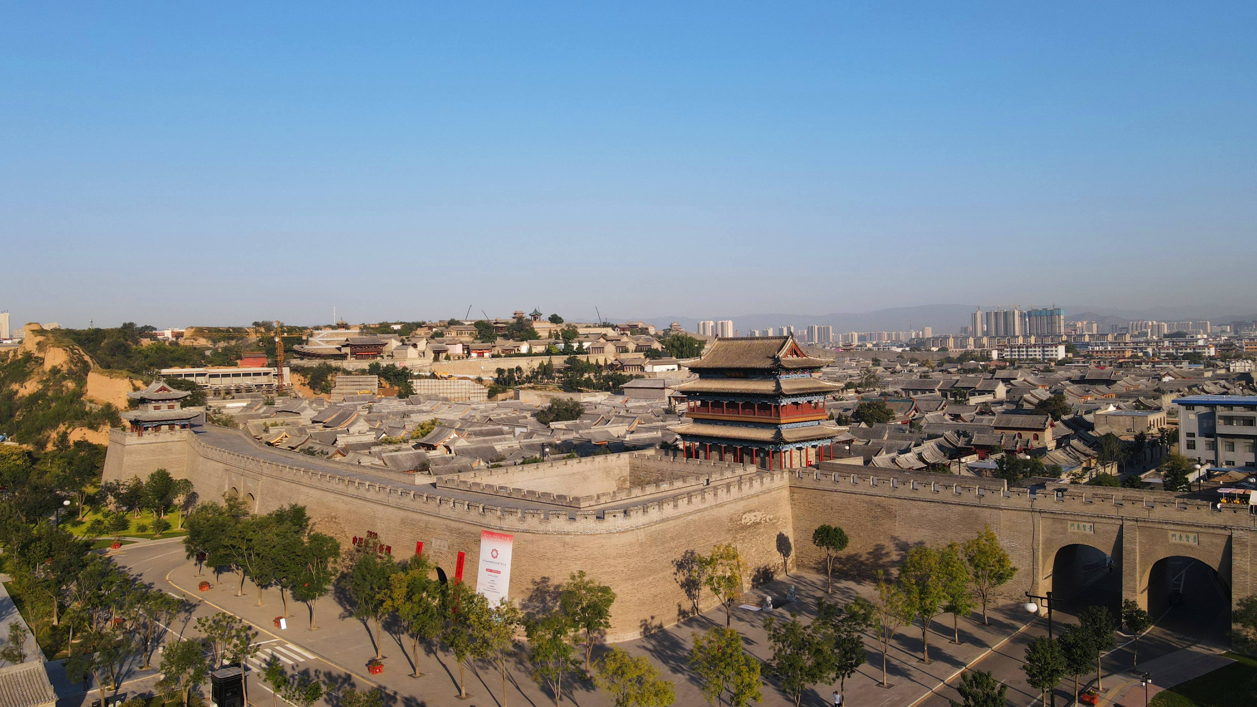 忻州，热烈欢迎各位来宾与朋友们的到来